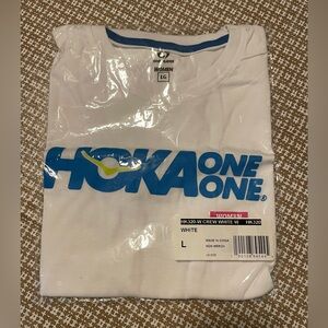 Hoka One One White With Blue Yellow Logo Crew TShirt Women’s Large NEW